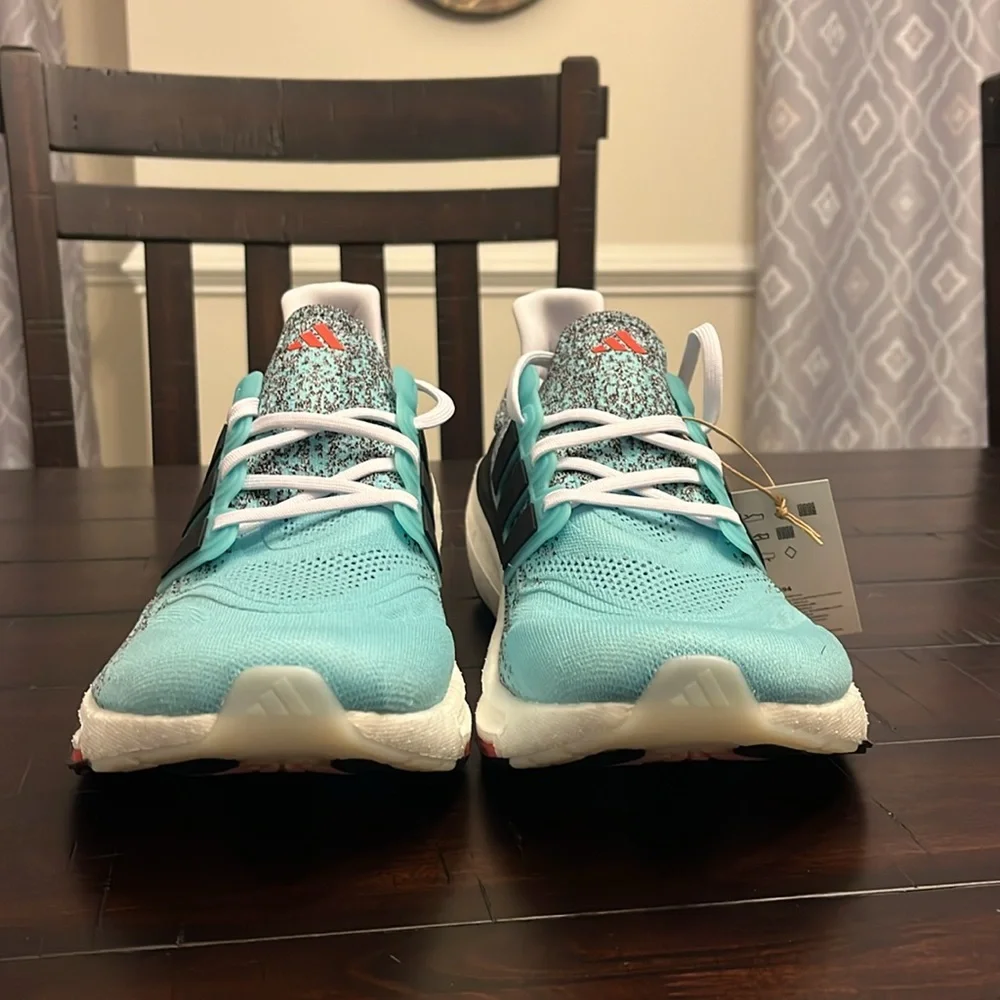 Adidas Ultraboost Light Boost Shoes Sneakers new Aqua IE1694 Mens Size 16